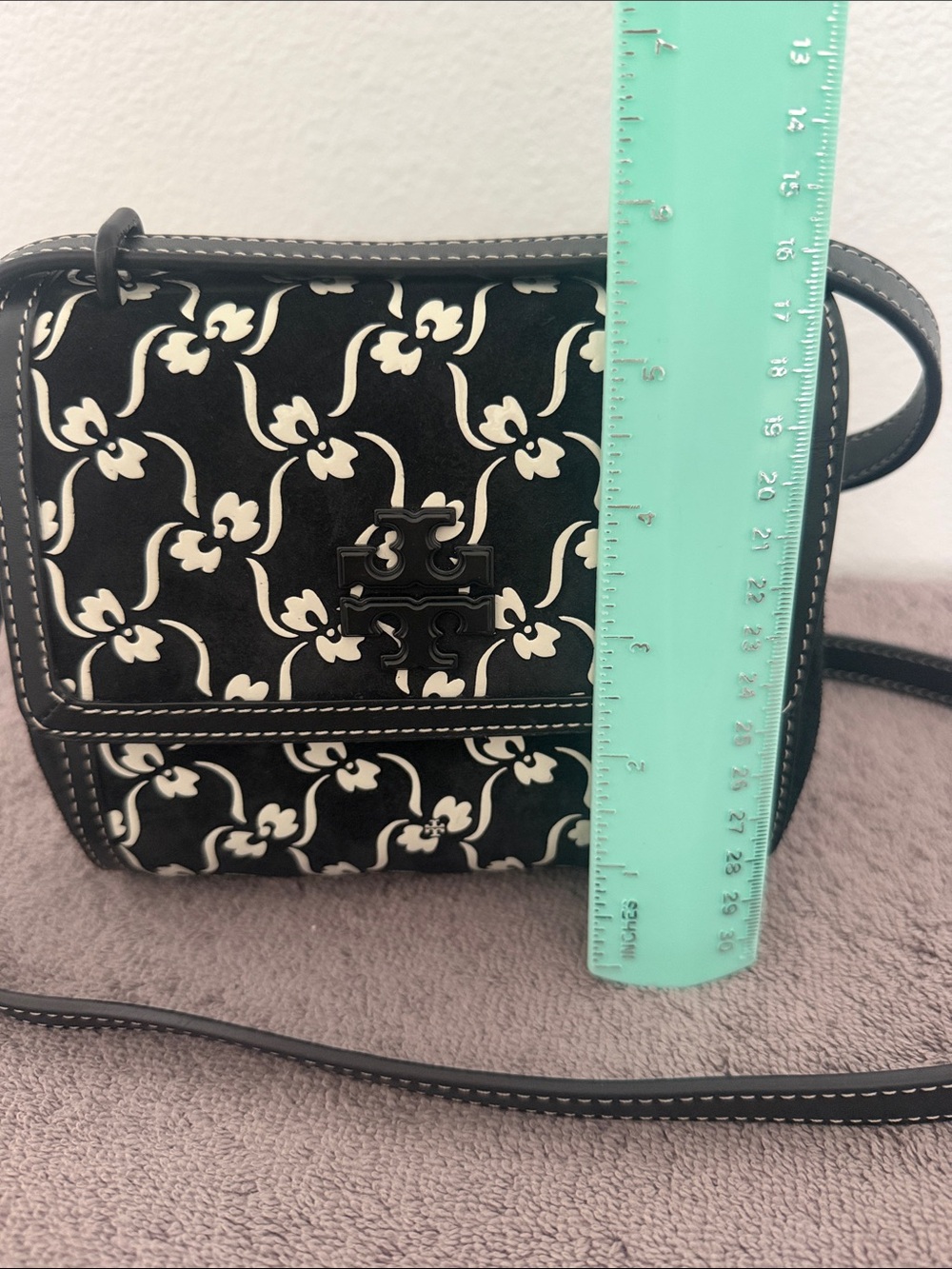 ✨ Tory Burch ✨ Juliette crossbody bag Japanese Floral Small Black/white - Picture 7 of 7